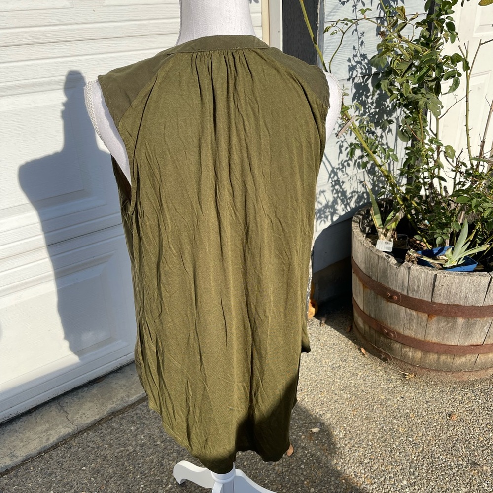 Simply Styled top - Picture 2 of 5